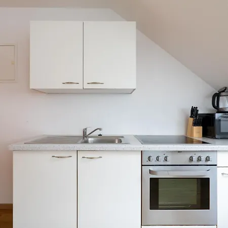 Farawayhomes #6 * Graz