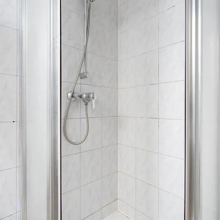 Farawayhomes #6 * Štýrský Hradec