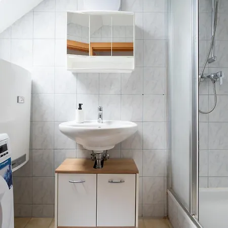 Farawayhomes #6 Apartmán Štýrský Hradec