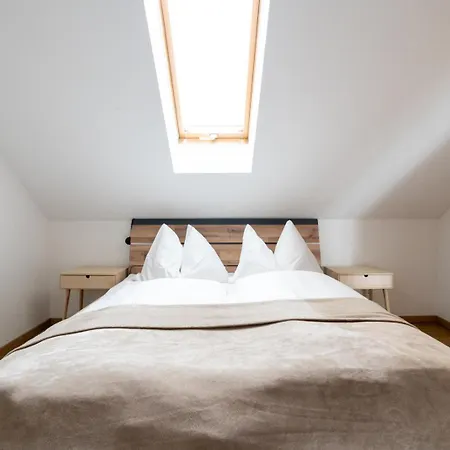 Farawayhomes #6 * Štýrský Hradec