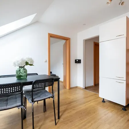 Farawayhomes #6 Graz