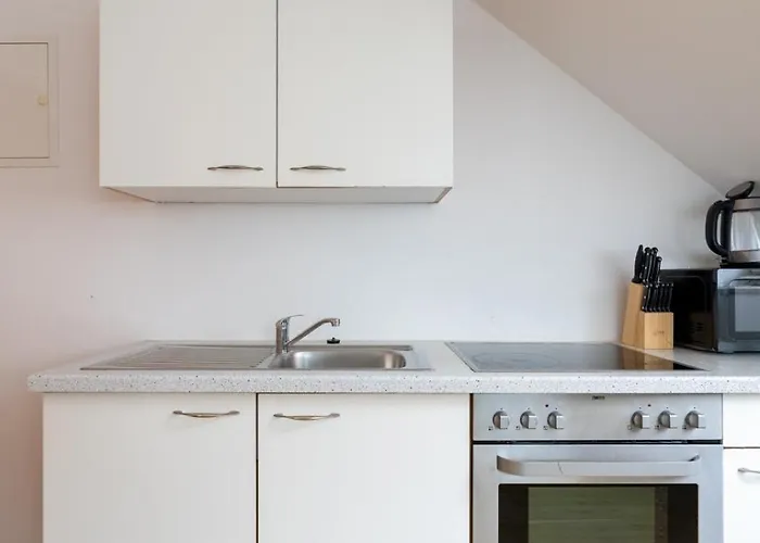 Farawayhomes #6 * Graz